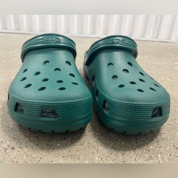 NWOB Crocs Classic Clog “Emerald” Green size 13 main image 10